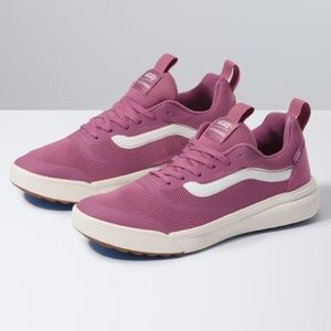NWOT Vans Ultra Range Shoes